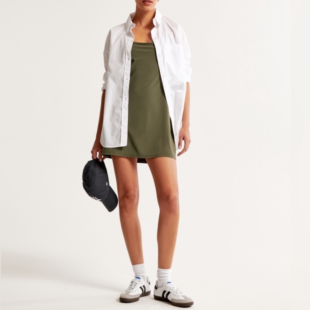 Abercrombie & Fitch Green Travelers Mini Dress Size M